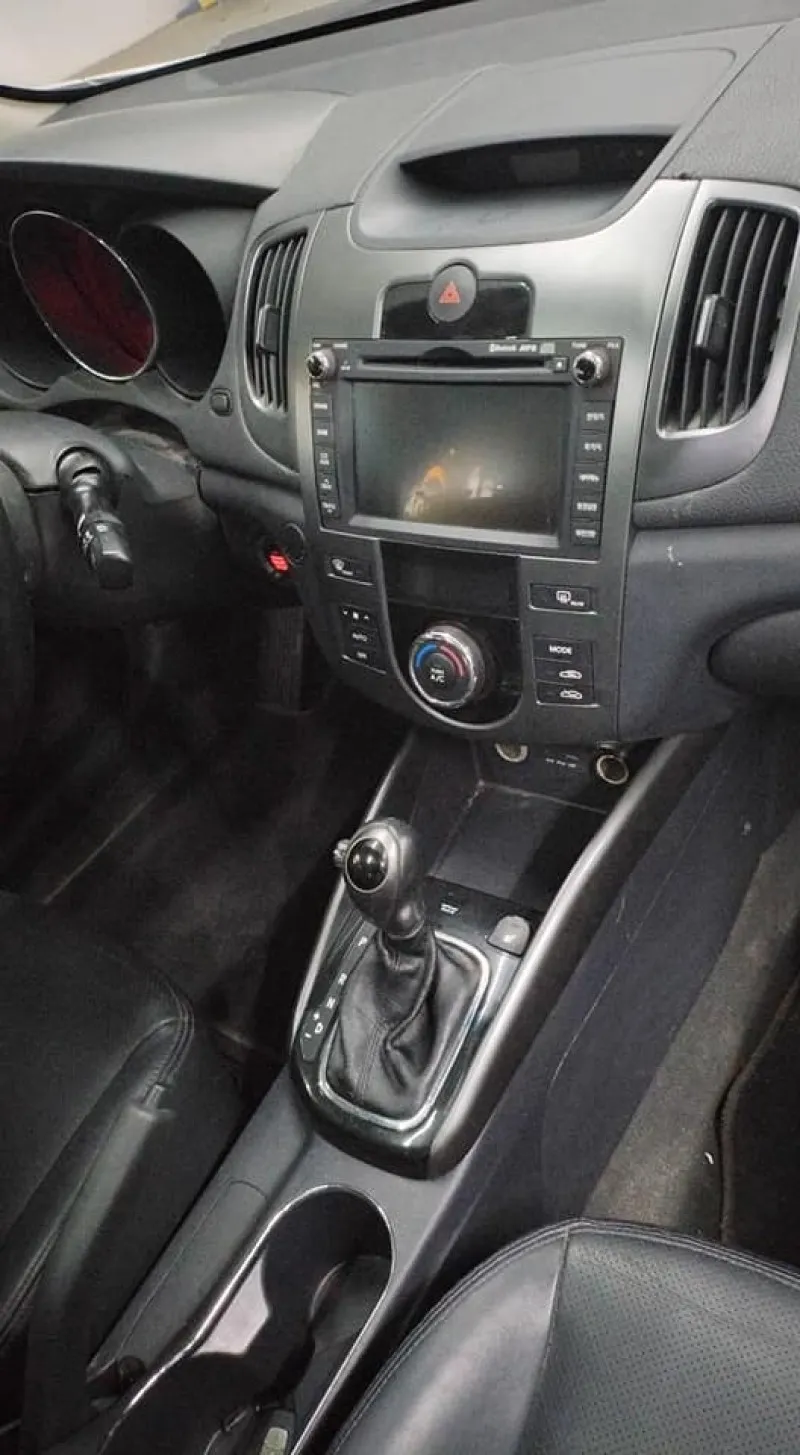 2013 Kia Forte in Dubai