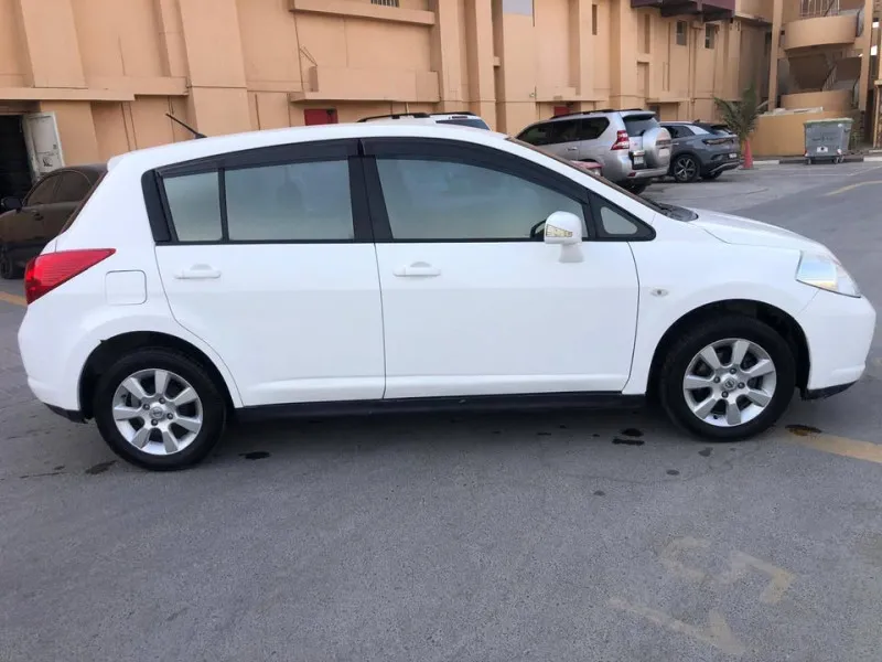2011 نيسان تيدا in Dubai
