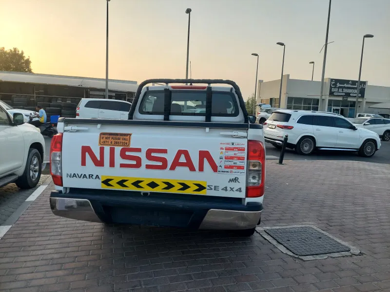 2016 نيسان نافارا in Dubai