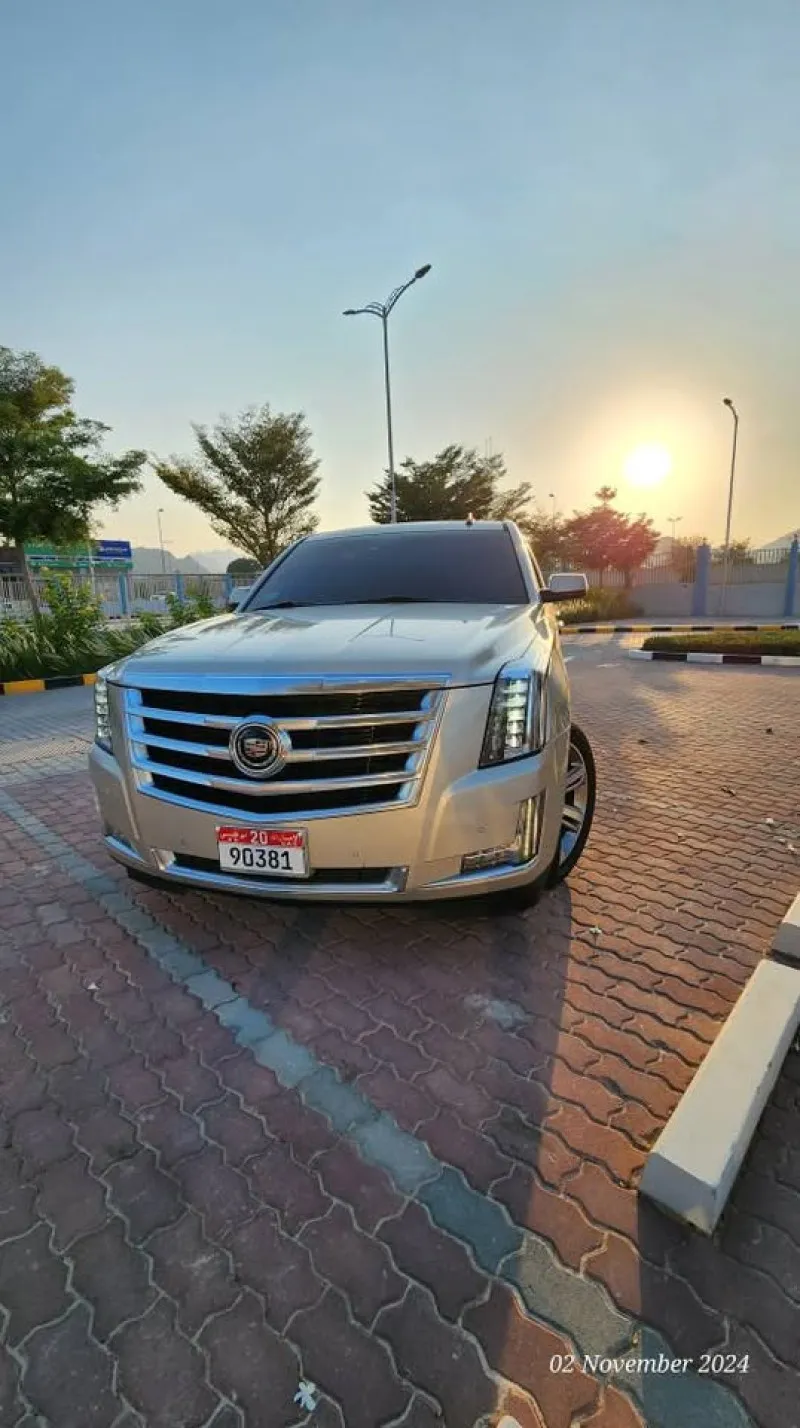 2015 كاديلاك اسكاليد in Dubai