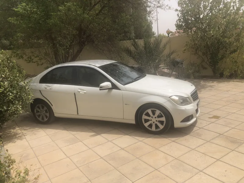 2012 مرسيدس-بنز آلفئة - C in Dubai