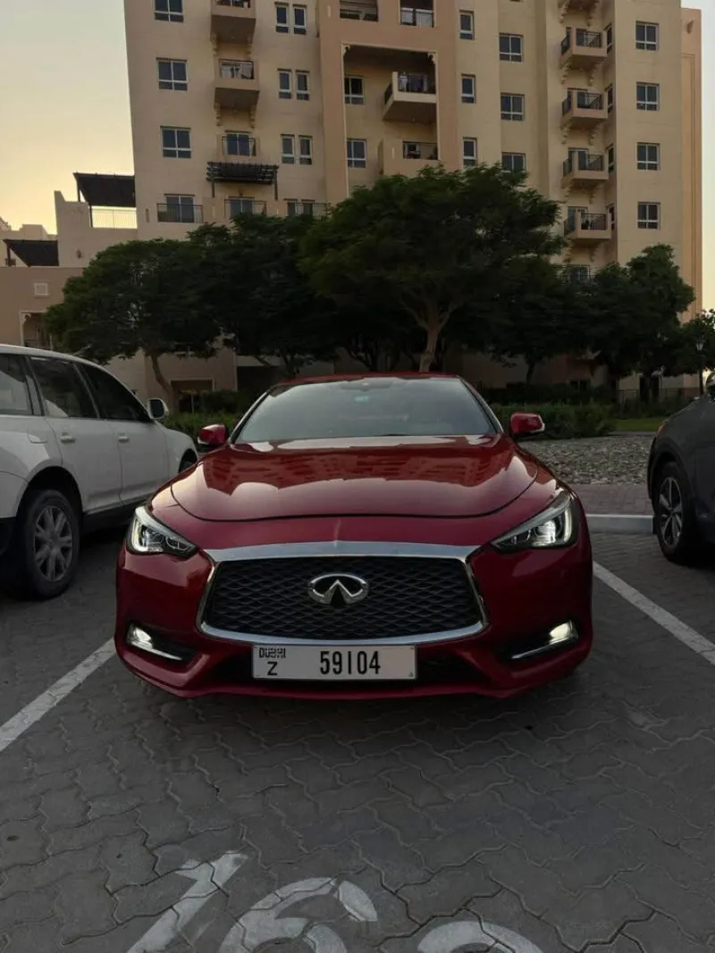 2017 إنفينيتي  كيو٦٠ in Dubai