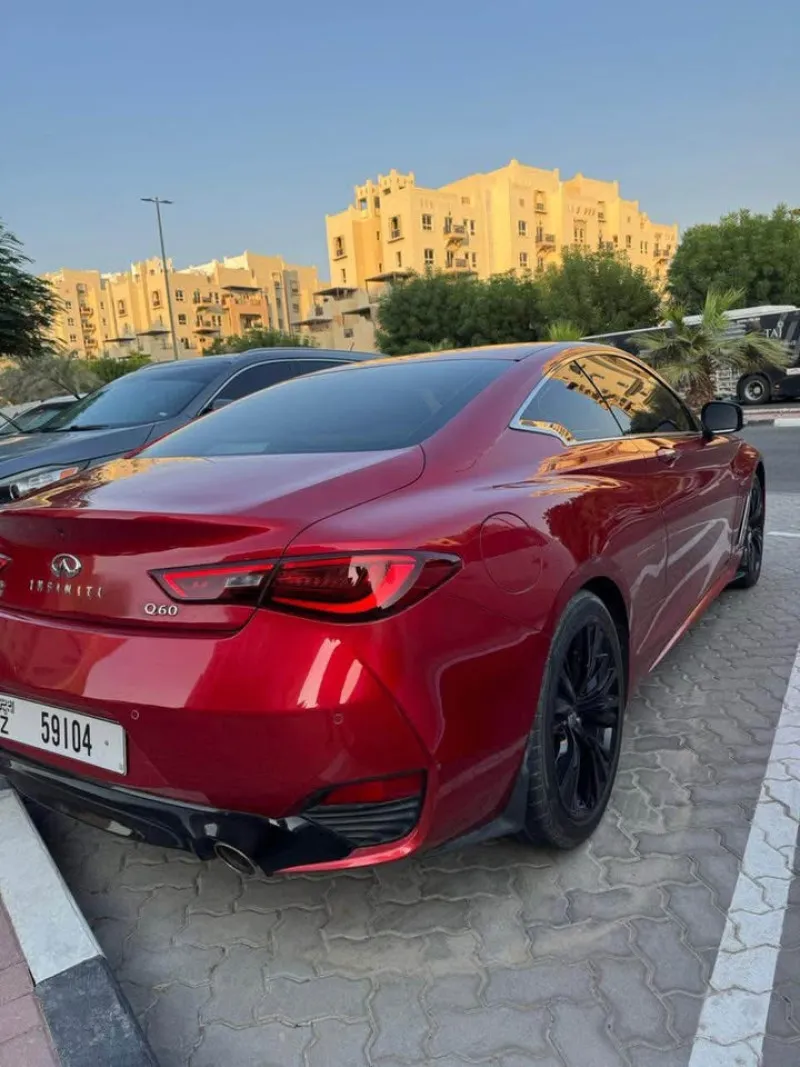 2017 إنفينيتي  كيو٦٠ in Dubai