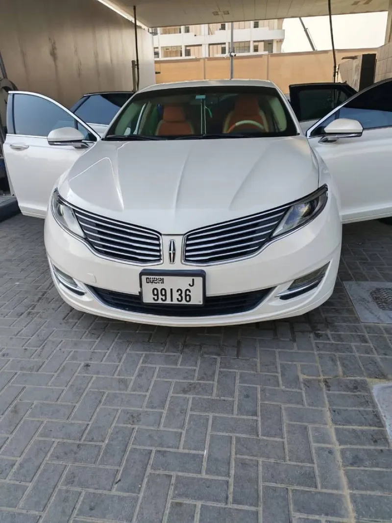 2013 لينكولن ام كي زد in Dubai