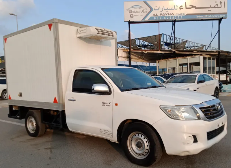 2014 تويوتا هايلوكس in Dubai