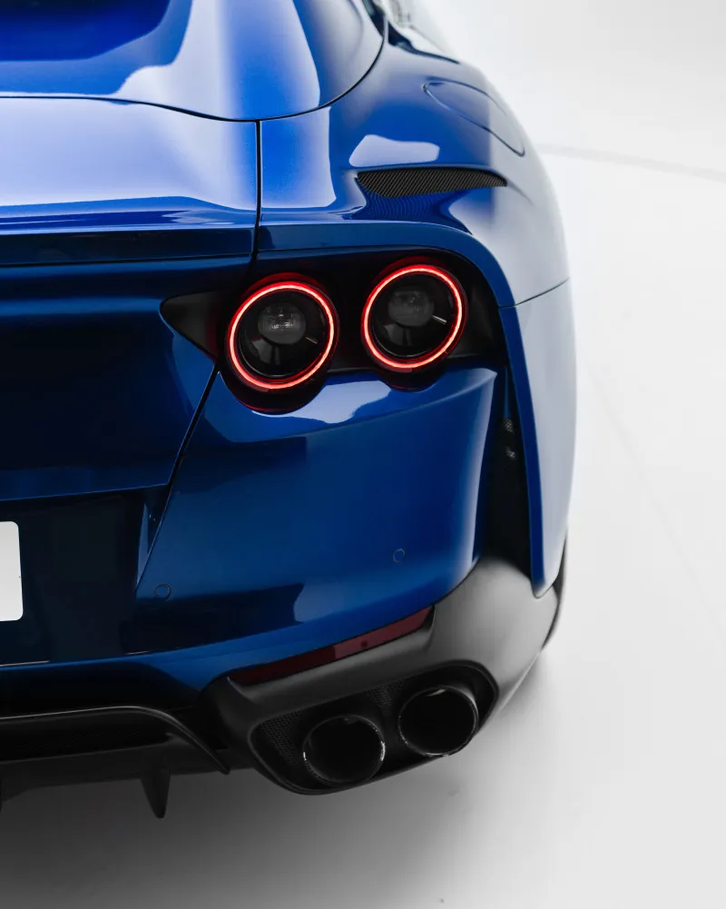 2021 فيراري 812 سوبر فاست in Dubai