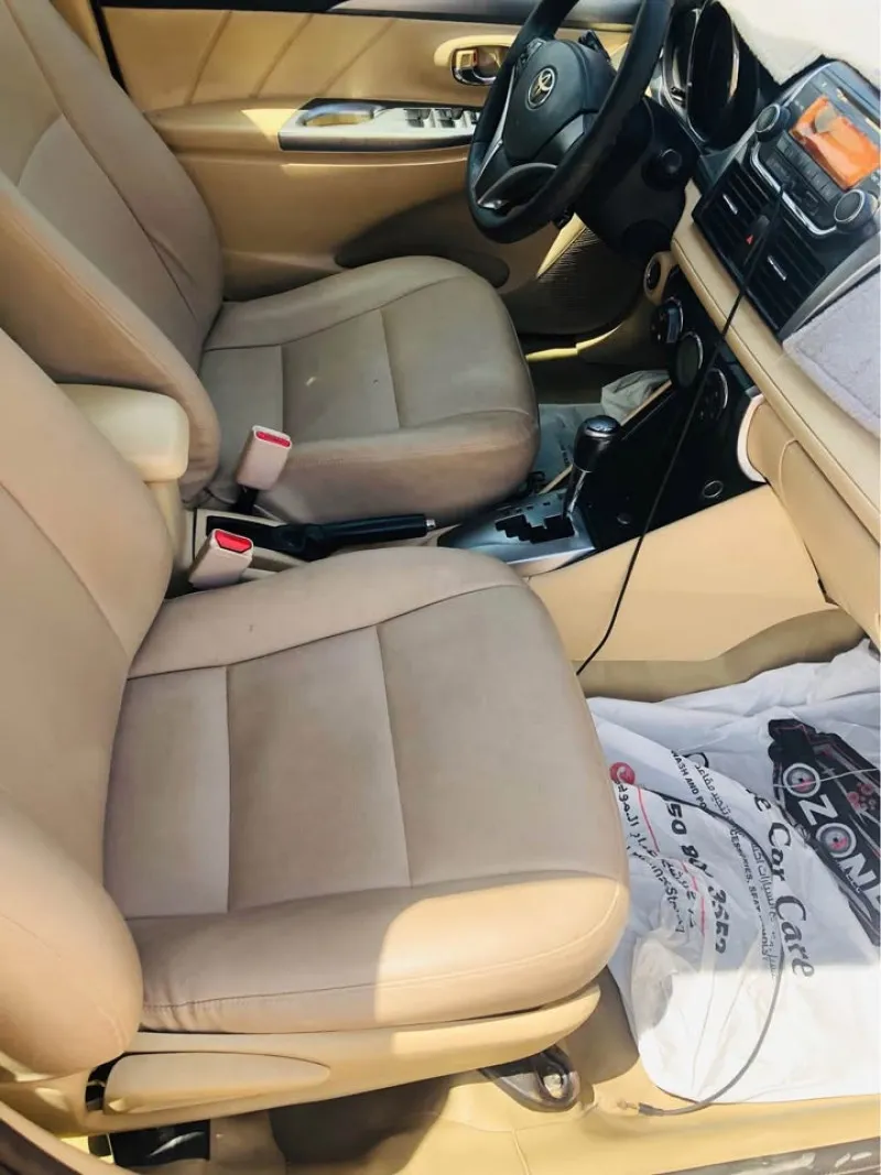 2017 تويوتا ياريس in Dubai