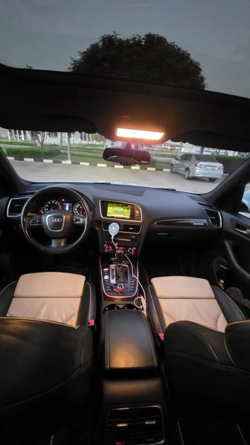 2010 اودي  كيو٥ in Dubai