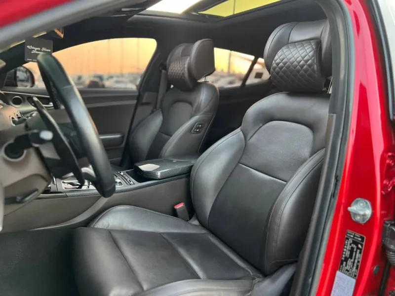 2020 Kia Stinger in Dubai