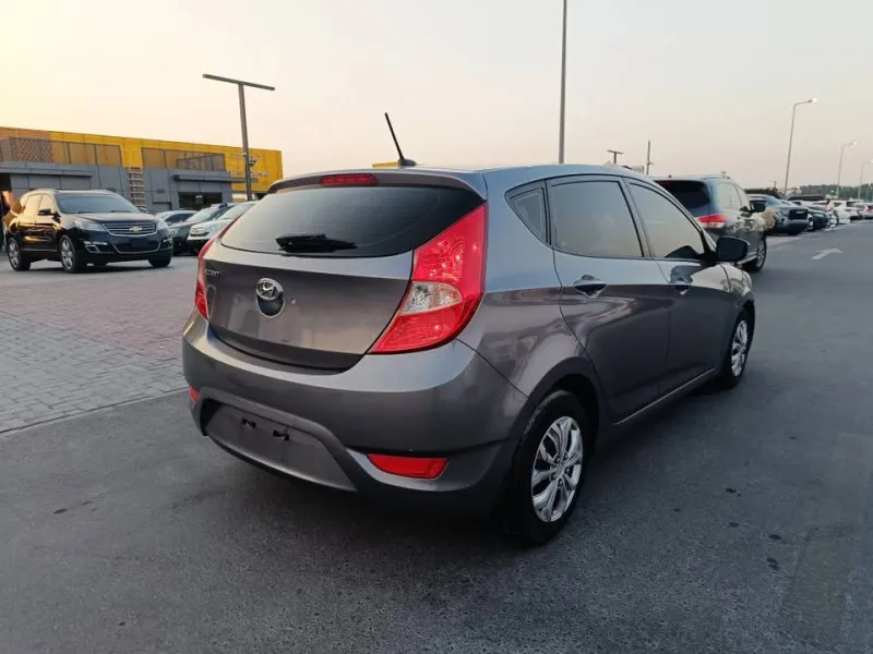 2016 Hyundai Accent in Dubai