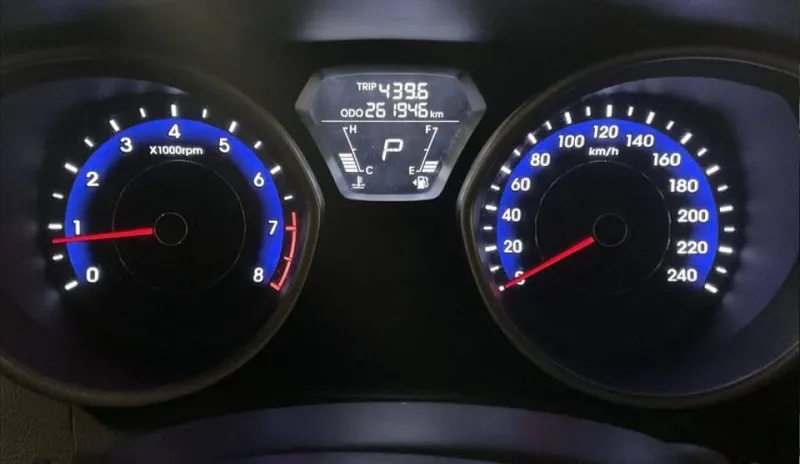 2012 Hyundai Elentra in Dubai