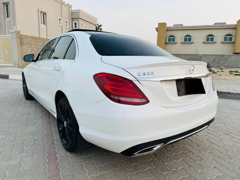 2016 مرسيدس-بنز آلفئة - C in Dubai