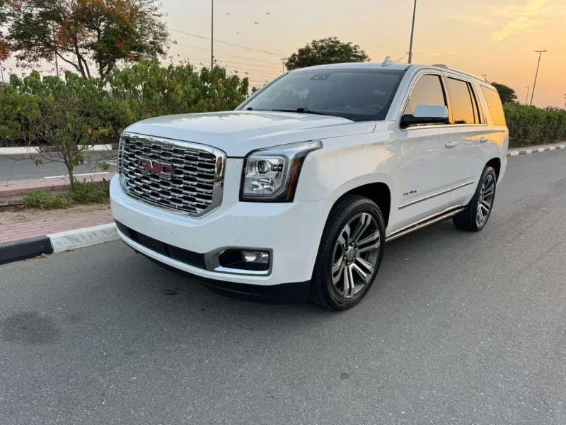 2019 جي أم سي يوكون in Dubai