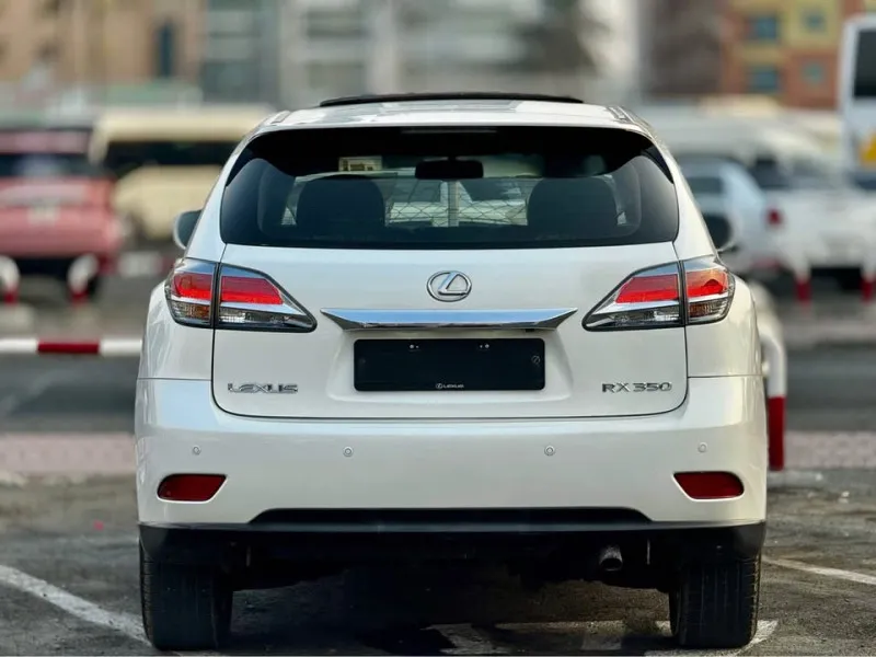 2014 لكزس ار اكس 350 in Dubai