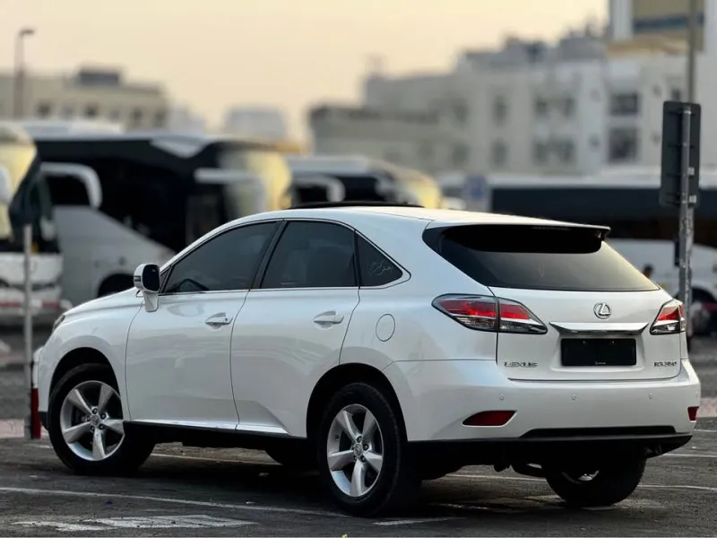 2014 لكزس ار اكس 350 in Dubai