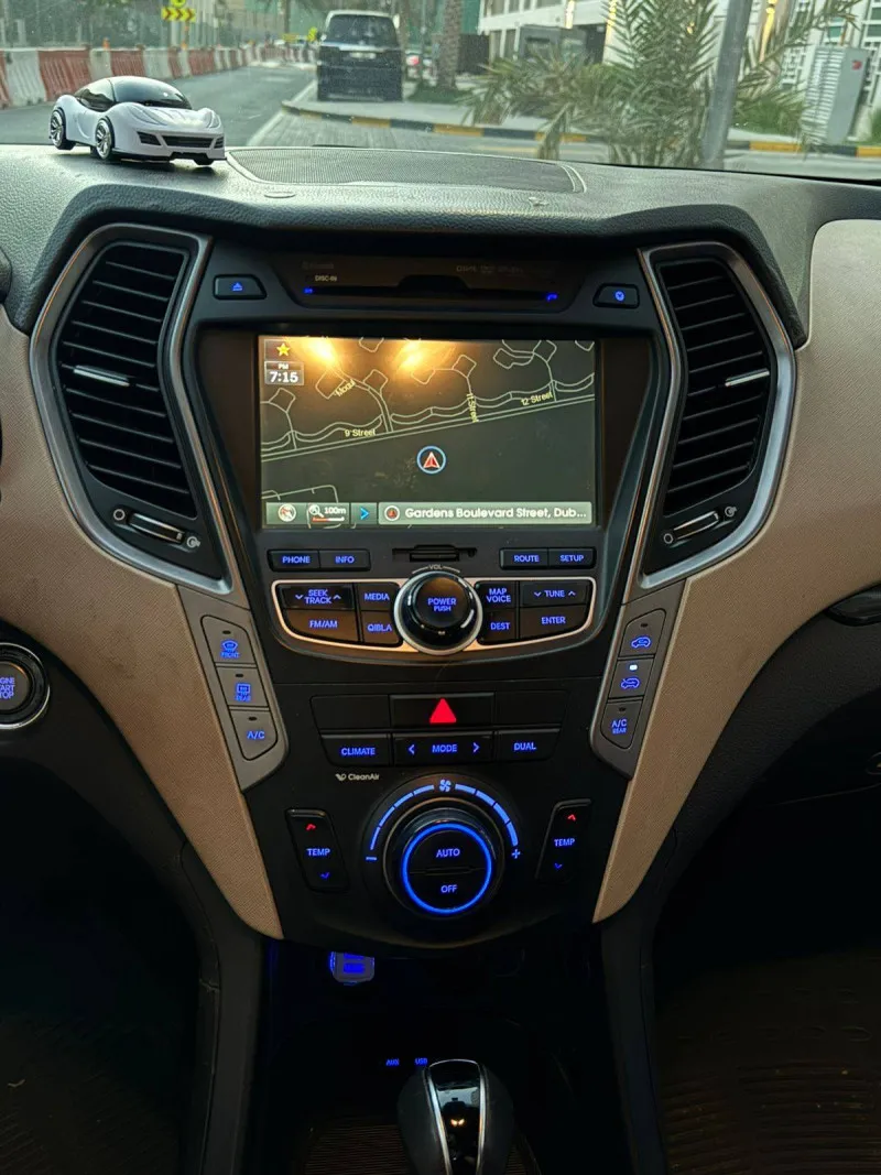 2015 Hyundai Santa Fe in Dubai