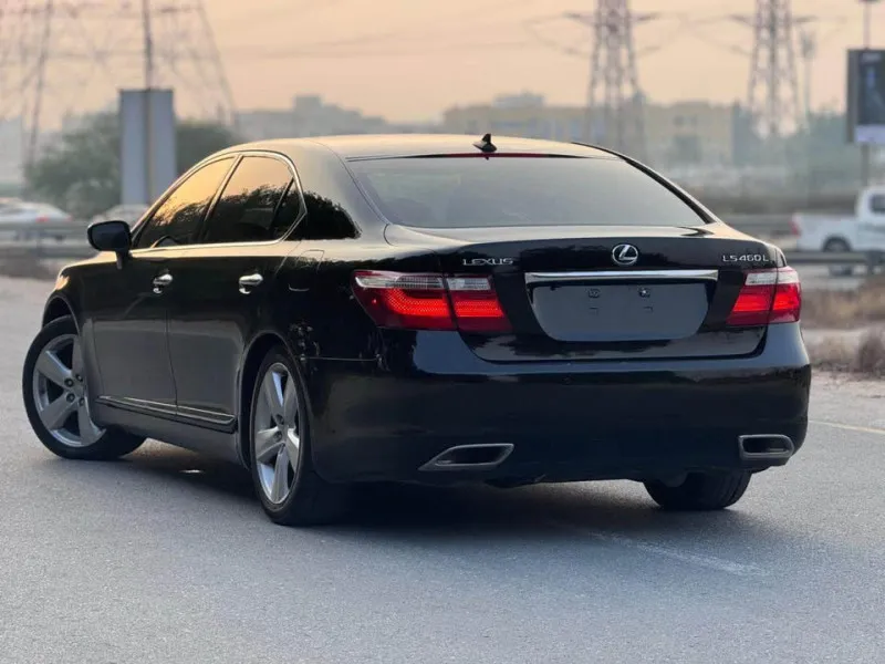 2009 Lexus LS 460 in Dubai