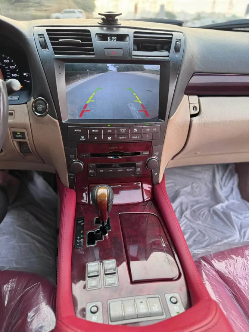 2009 Lexus LS 460 in Dubai