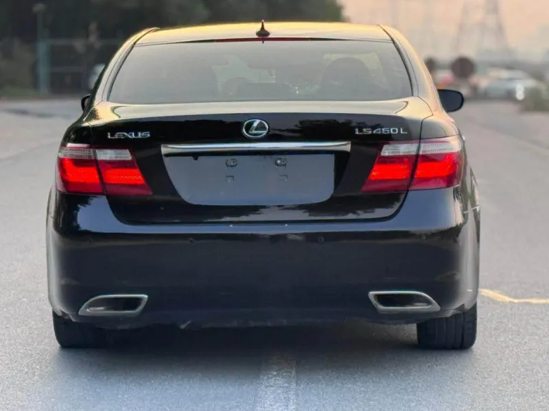 2009 Lexus LS 460 in Dubai