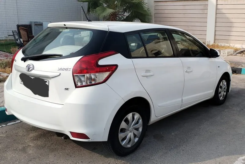 2016 تويوتا ياريس in Dubai