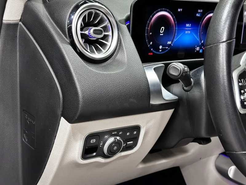 2021 Mercedes-Benz GLB in Dubai