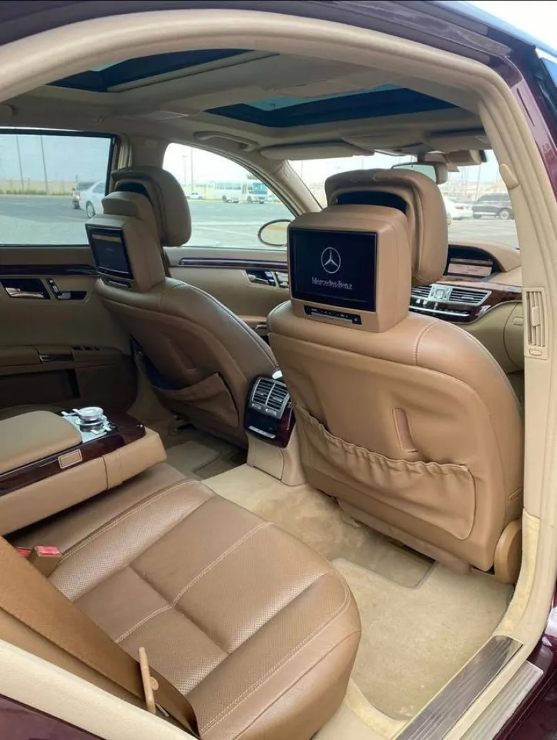 2009 Mercedes-Benz S-Class in Dubai