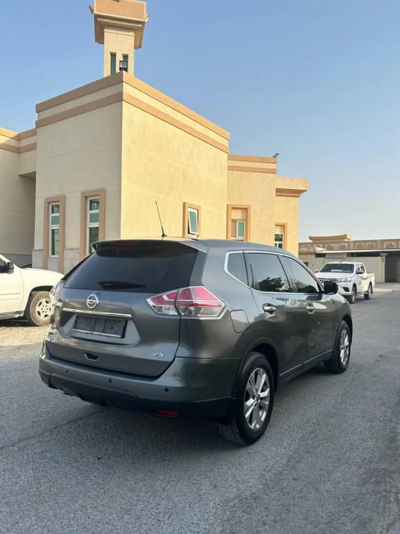 2015 Nissan XTrail in Dubai