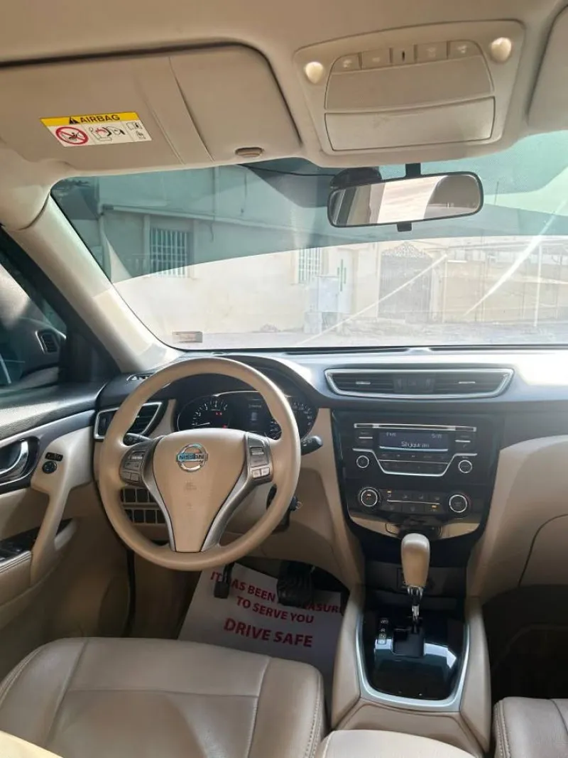 2015 Nissan XTrail in Dubai