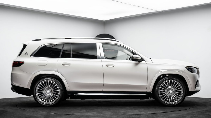 2021 Mercedes-Benz GLS Maybach in dubai
