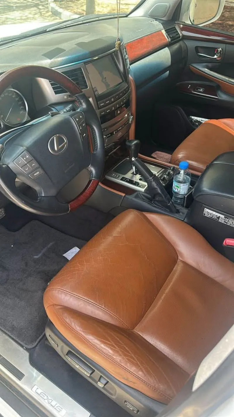 2013 Lexus LX 570 in Dubai