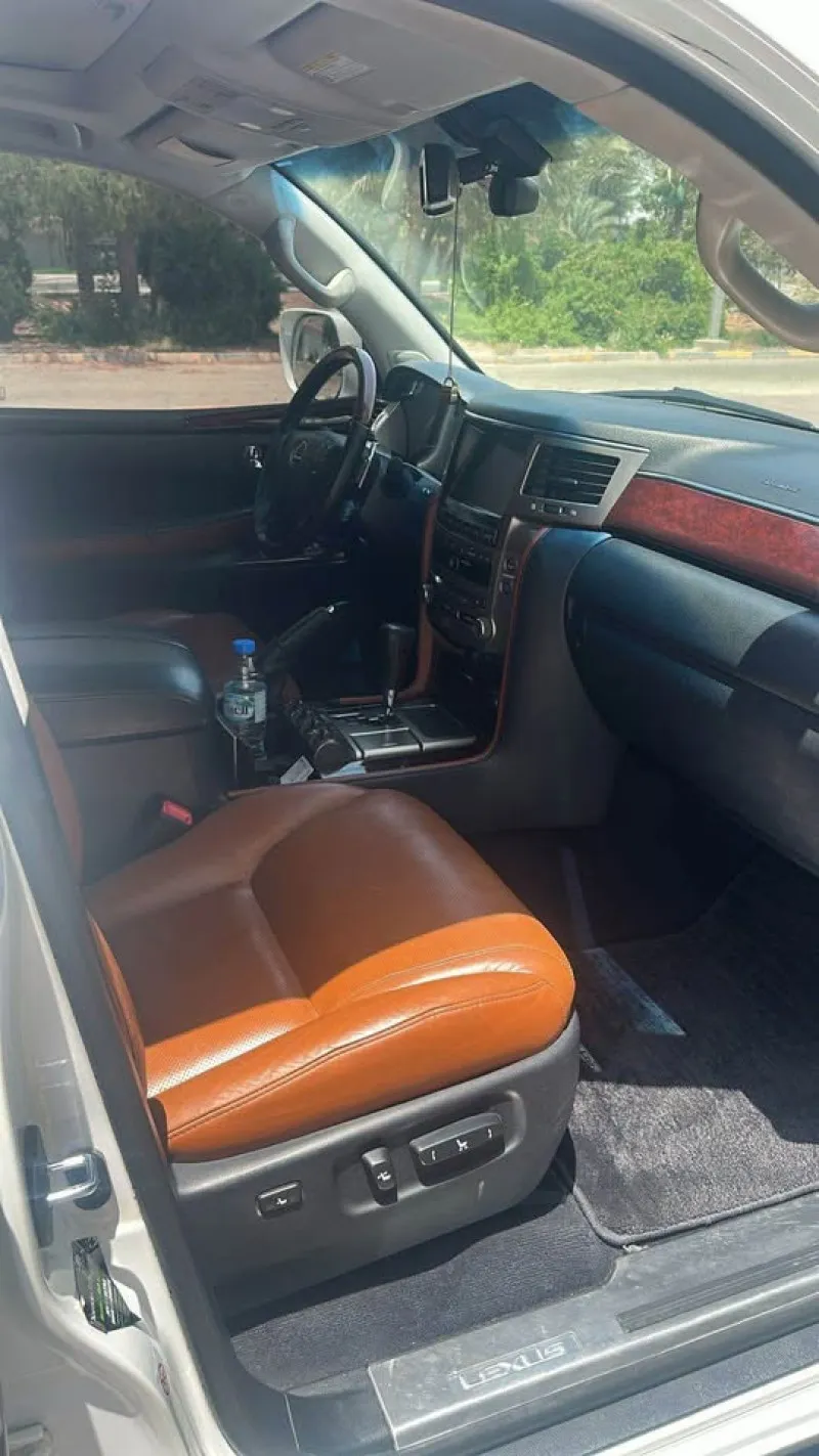 2013 Lexus LX 570 in Dubai