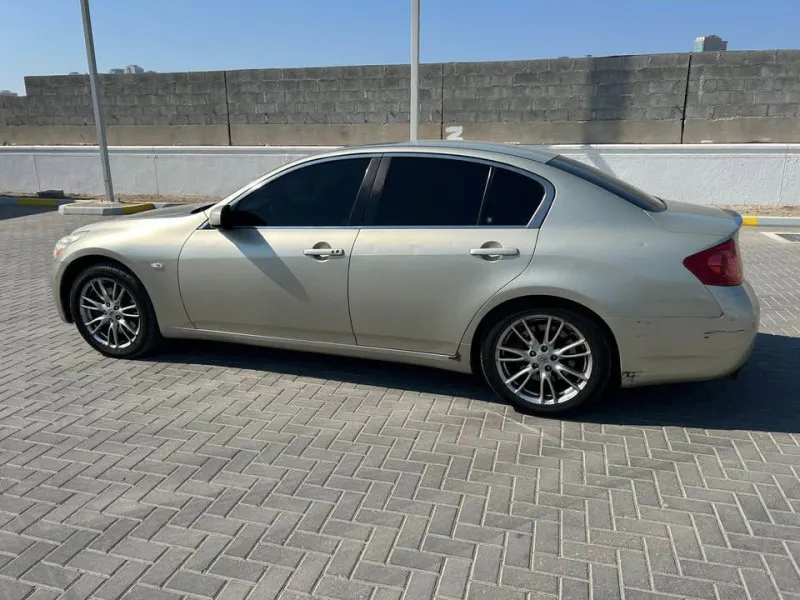 2008 إنفينيتي جي ٣٥ in Dubai