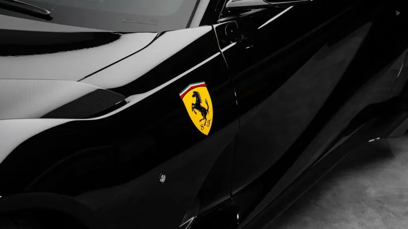2024 فيراري 812 سوبر فاست in Dubai