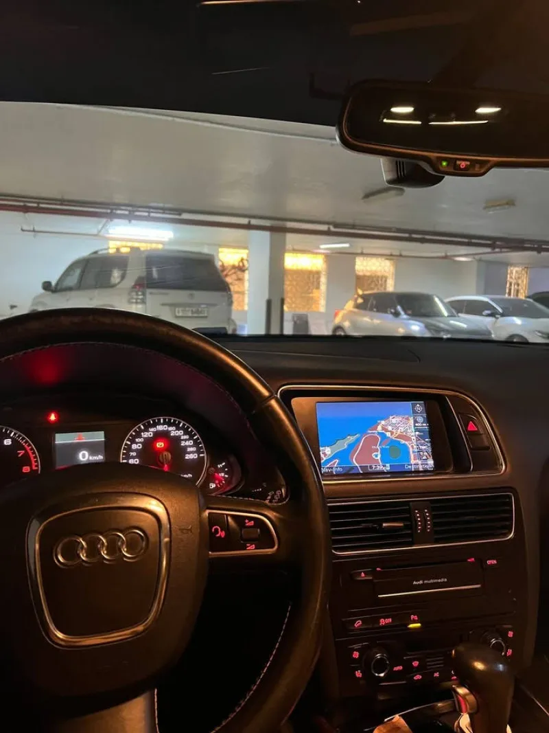 2013 اودي كيو٣ in Dubai