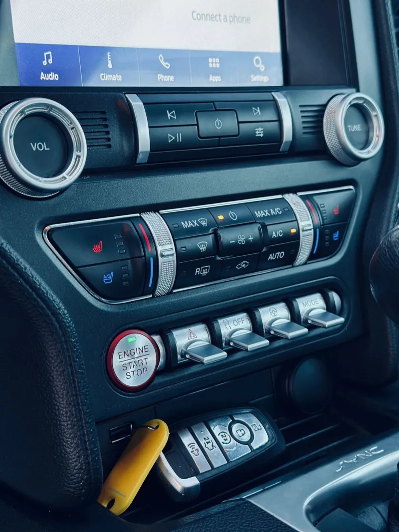 2021 Ford Mustang in Dubai