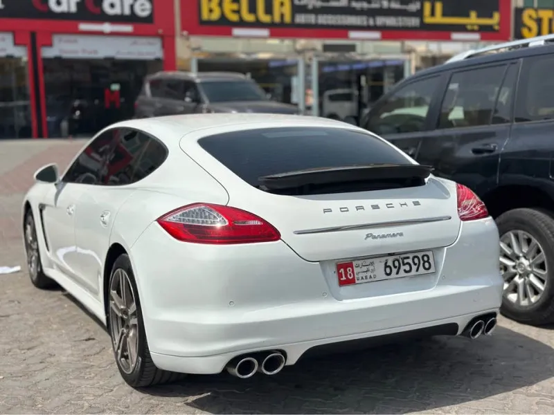 2013 Porsche Panamera in Dubai