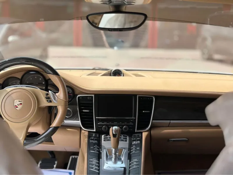 2013 Porsche Panamera in Dubai