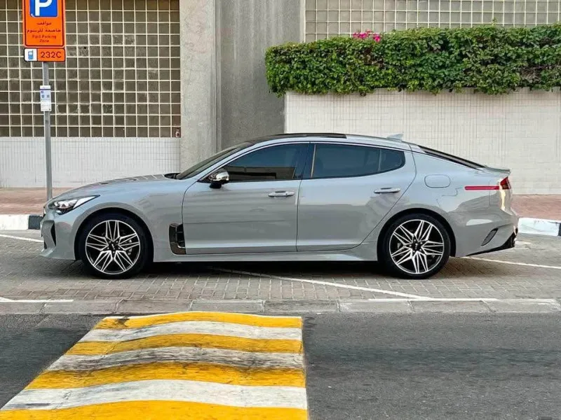 2022 Kia Stinger in Dubai