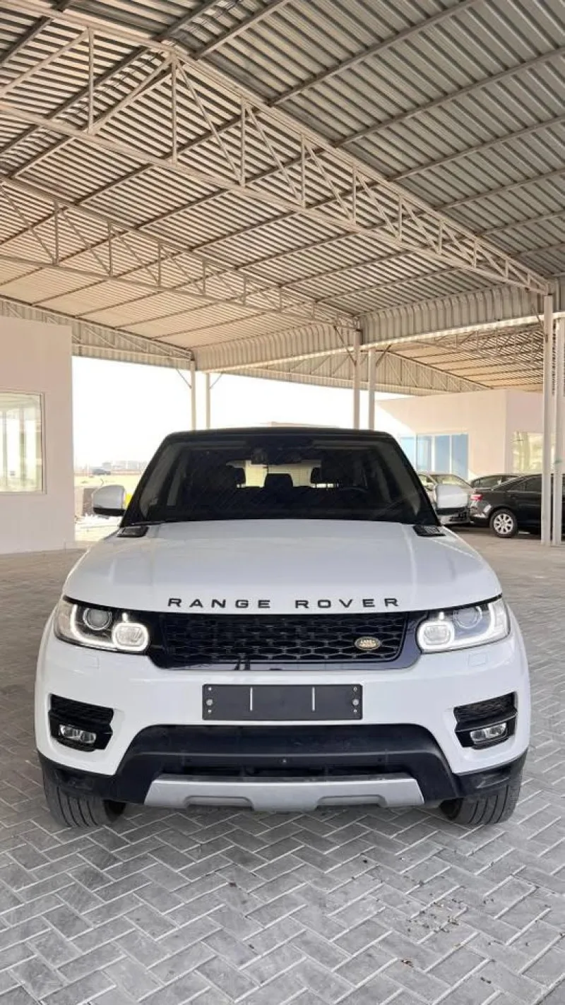 2016 Land Rover Range Rover Sport in Dubai