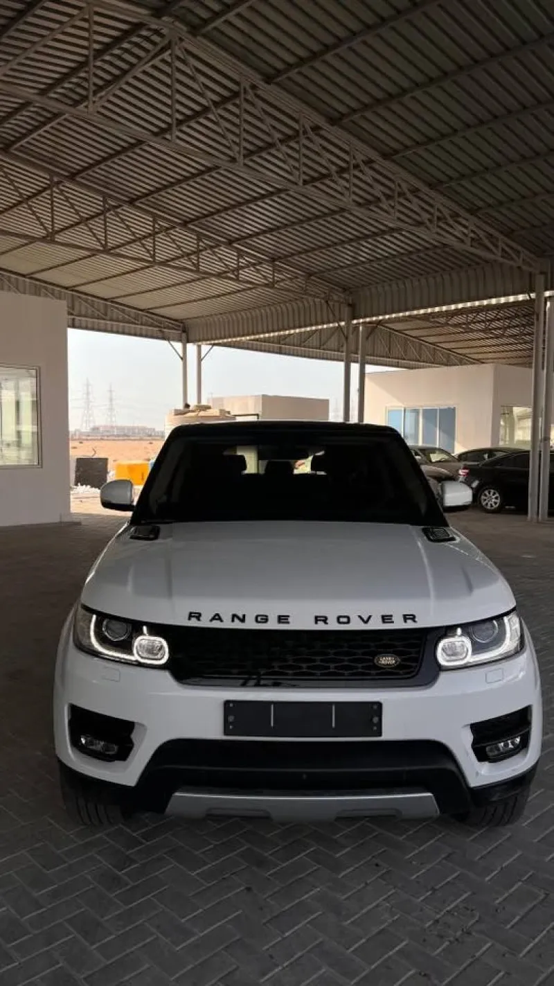 2016 Land Rover Range Rover Sport in Dubai