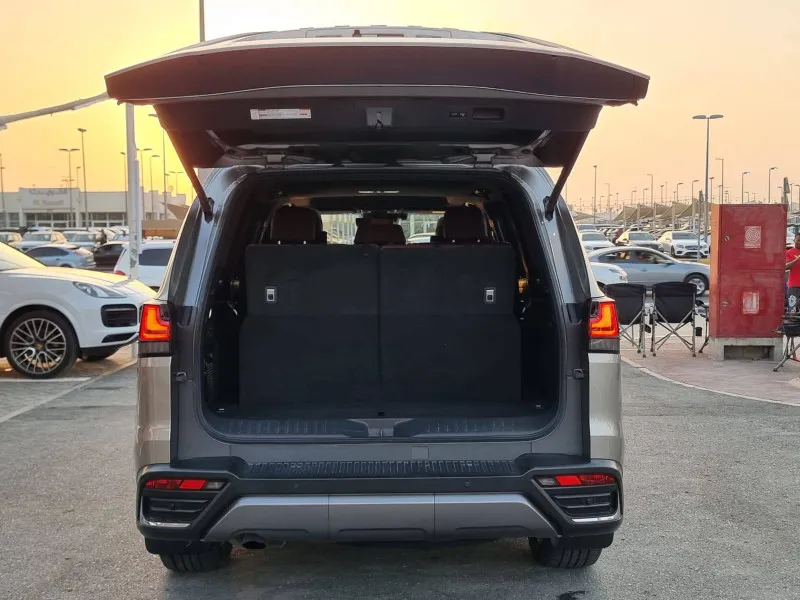 2023 Lexus LX600 in Dubai