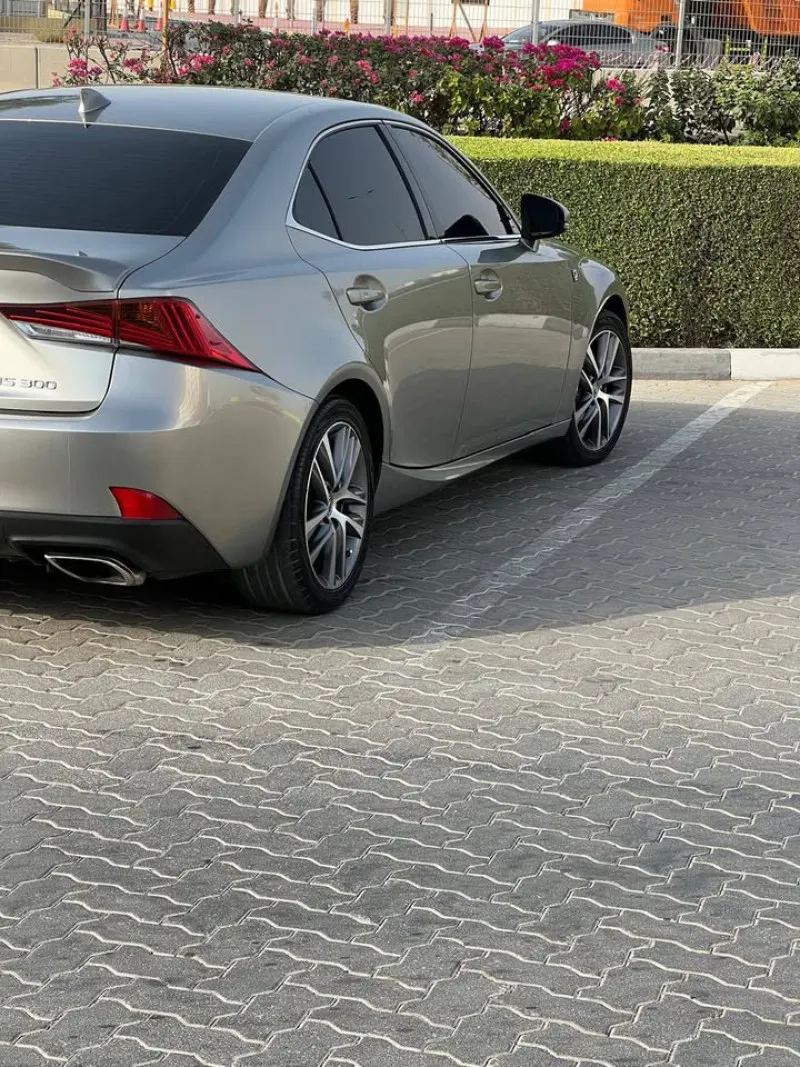 2019 Lexus IS in Dubai