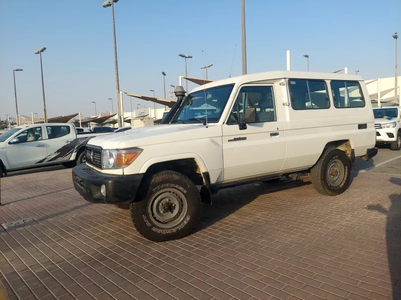 2018 تويوتا لاند كروزر in Dubai