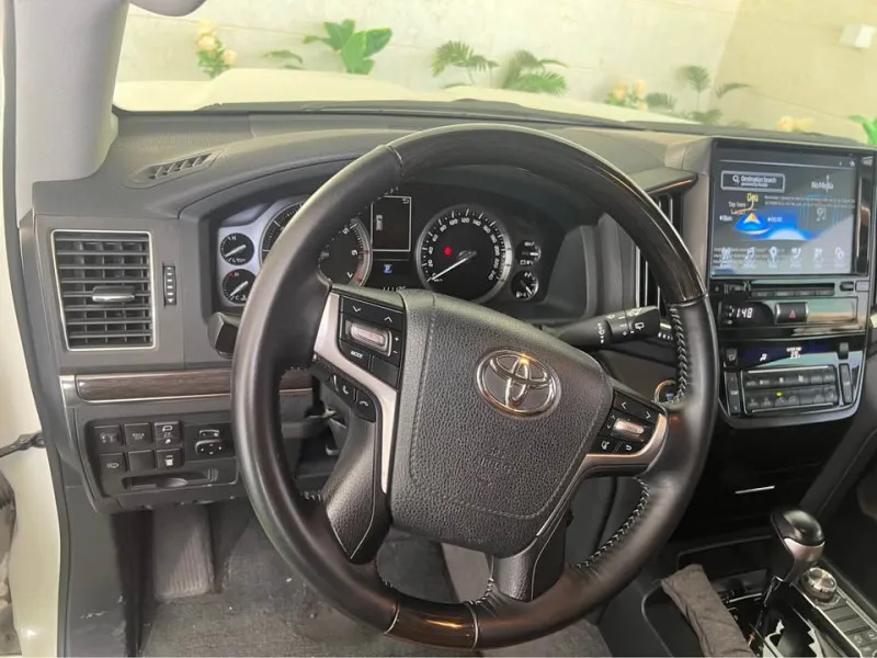 2021 Toyota Land Cruiser in Dubai