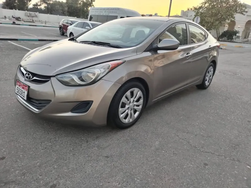 2013 Hyundai Elentra in Dubai