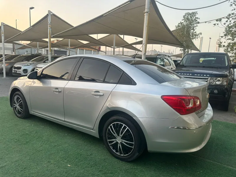 2016 Chevrolet Cruze in Dubai
