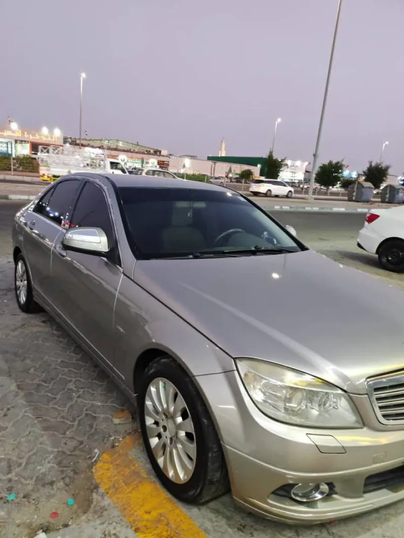 2009 Mercedes-Benz C-Class in Dubai
