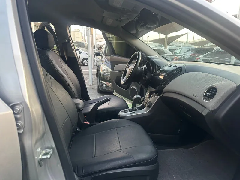 2016 Chevrolet Cruze in Dubai