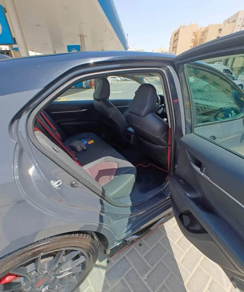 2014 Toyota Camry in Dubai
