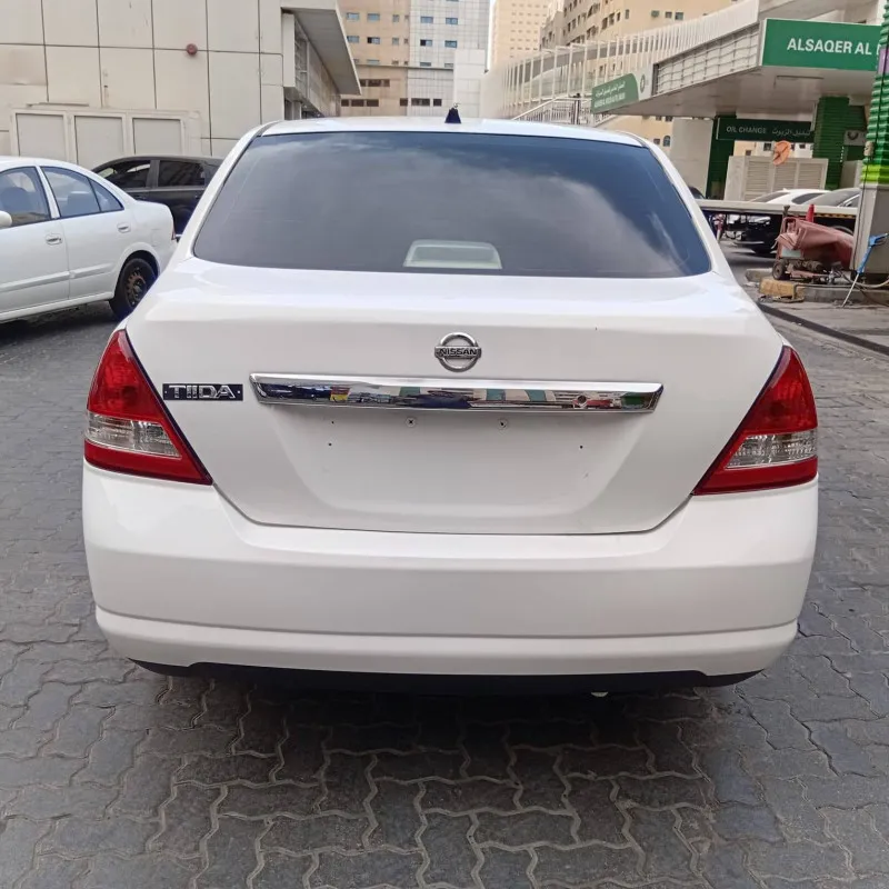 2011 Nissan Tiida in Dubai